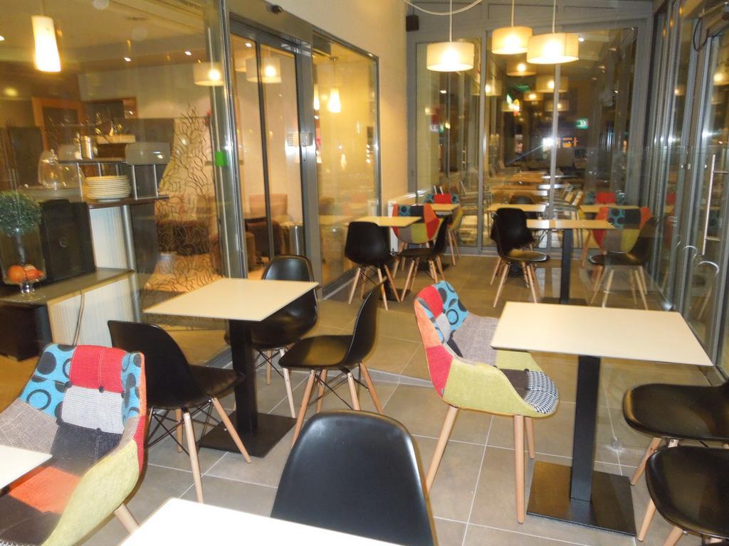 Hotel Saint-Pierre Pontarlier Eksteriør bilde