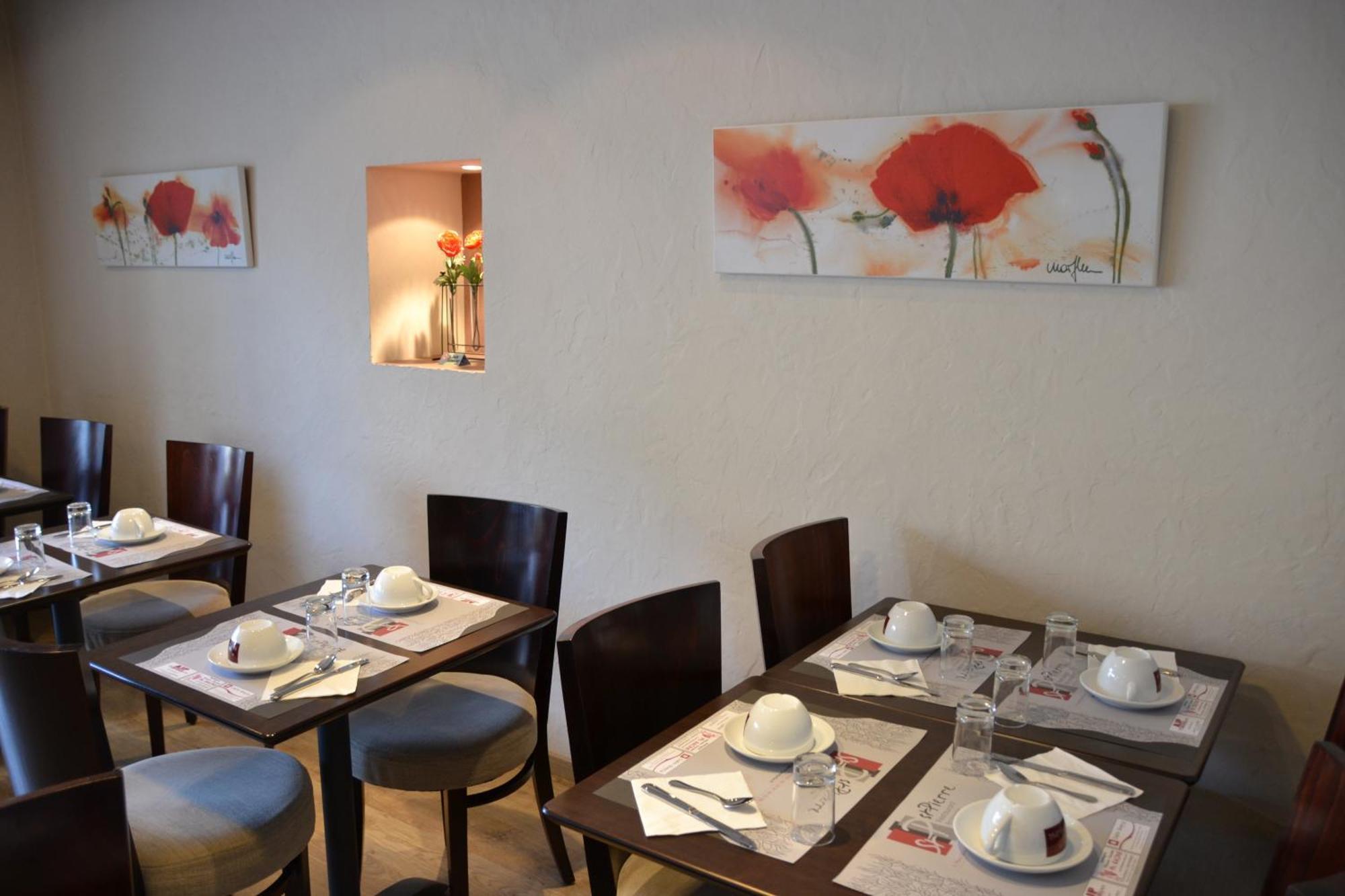 Hotel Saint-Pierre Pontarlier Eksteriør bilde